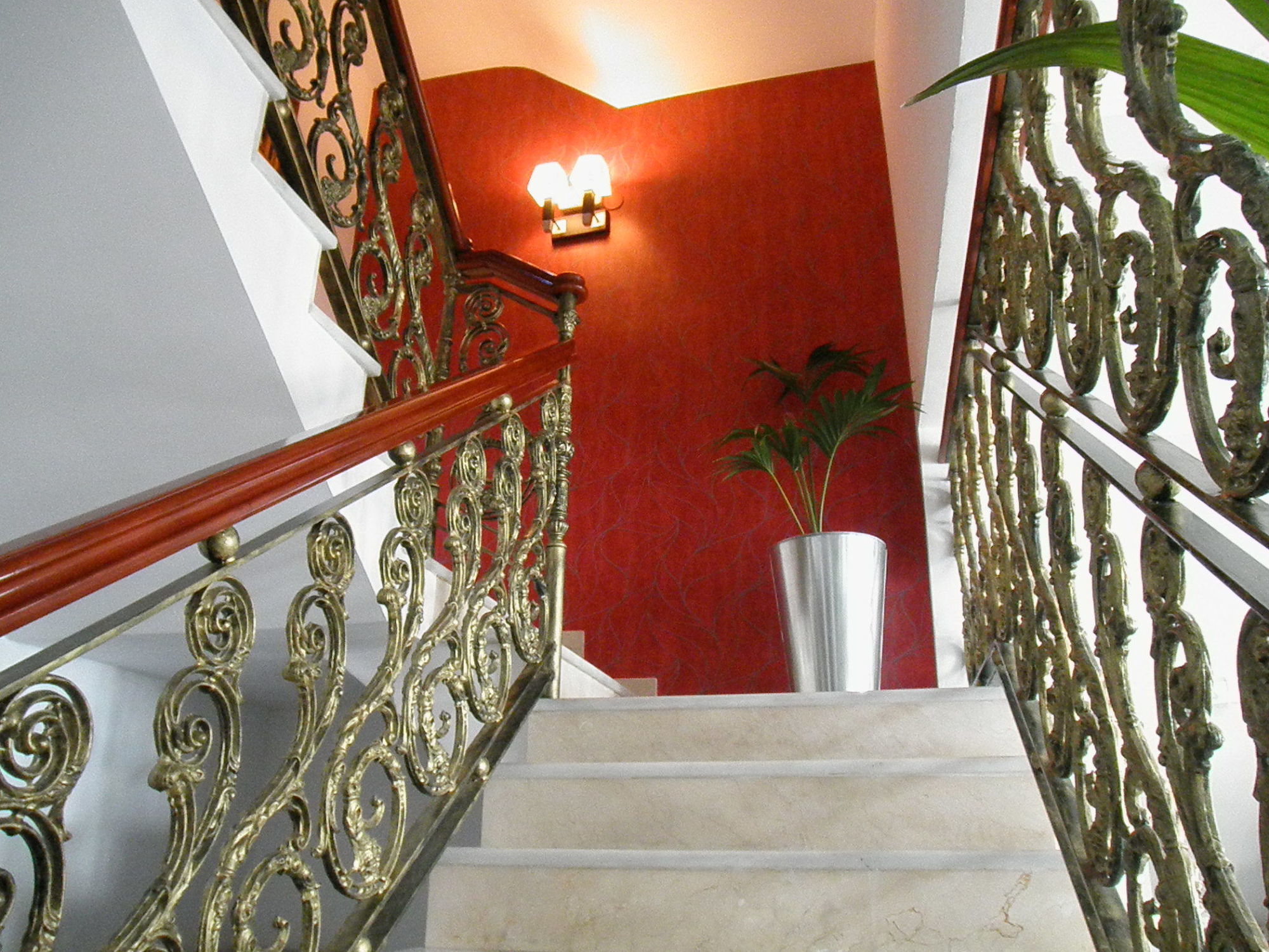 โอสตัล อาบริล Hotel เนร์คา ภายใน รูปภาพ